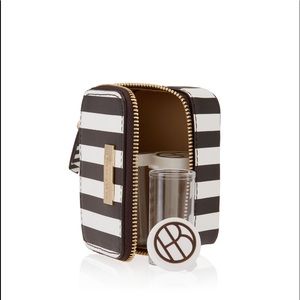 Henri bendel Pill case